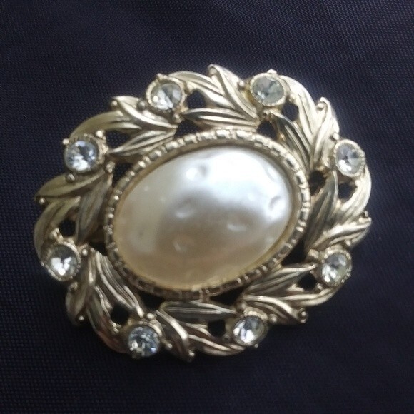 Vintage West German Faux Pearl and Rhinestone Brooch - Picture 1 of 6